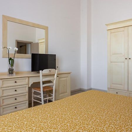 Rodia Inn Oristano Eksteriør bilde