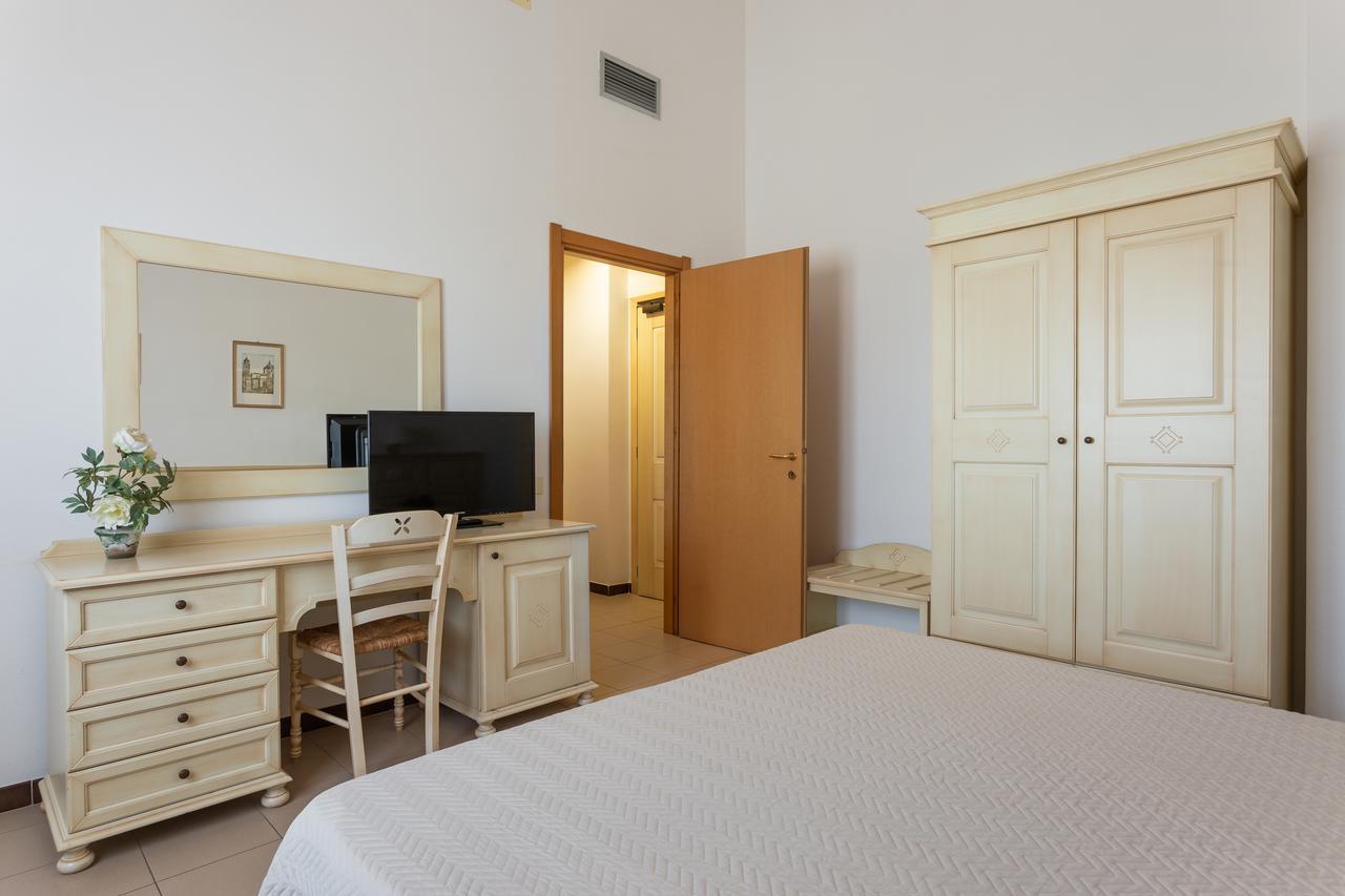 Rodia Inn Oristano Eksteriør bilde