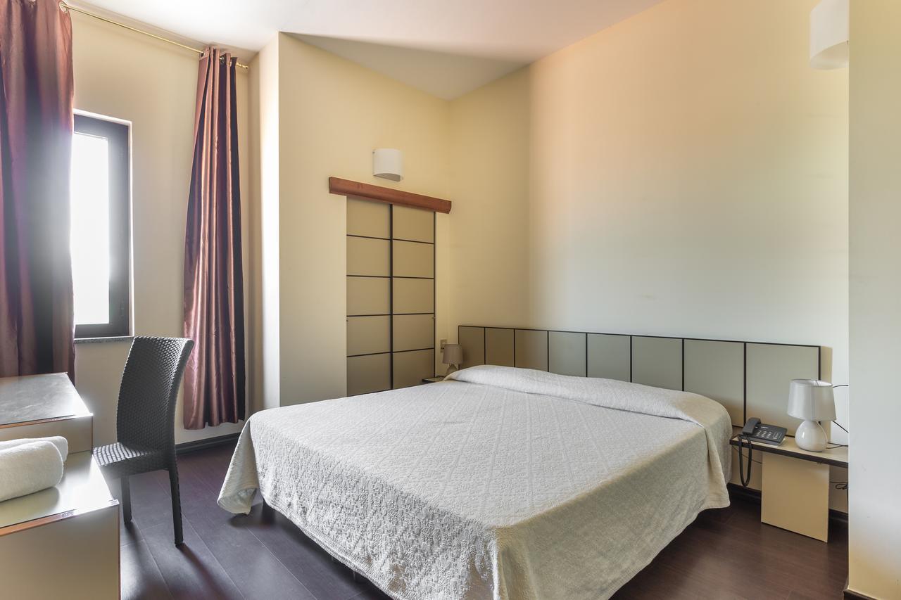 Rodia Inn Oristano Eksteriør bilde