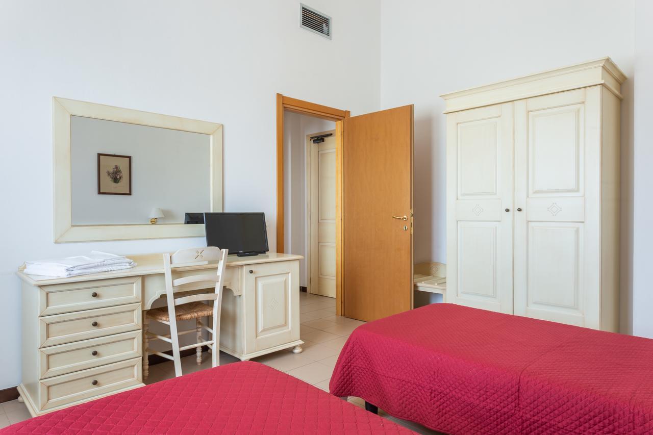 Rodia Inn Oristano Eksteriør bilde