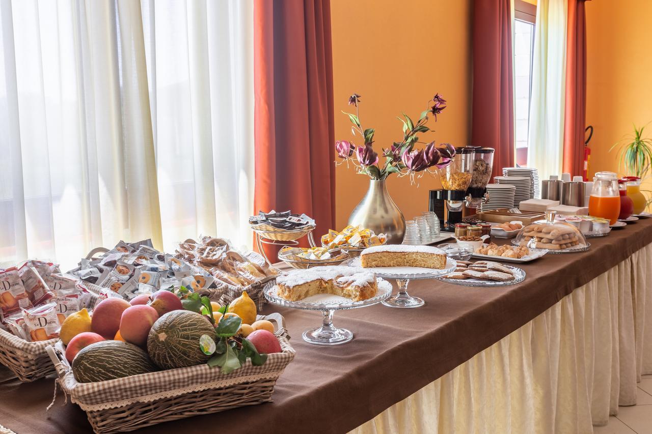 Rodia Inn Oristano Eksteriør bilde