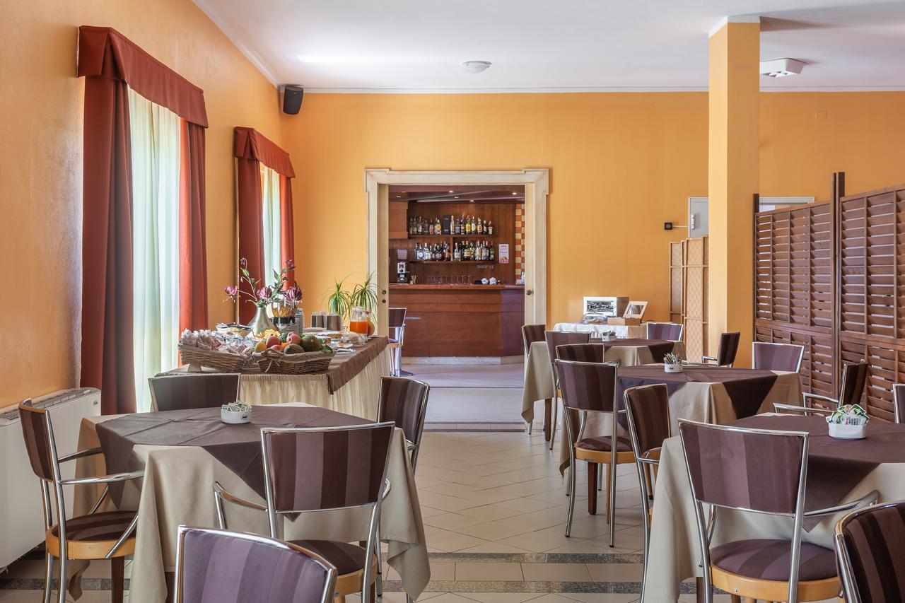 Rodia Inn Oristano Eksteriør bilde